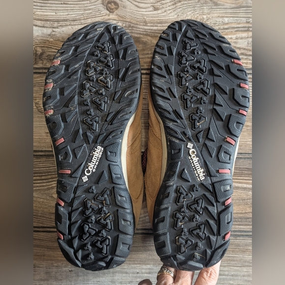 Columbia Techlite Hiking Walking  Shoe Size 9 Excellent Outer Sole, Suede Outer - Picture 5 of 14